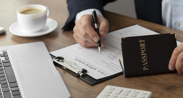 ویزای کار با LMIA